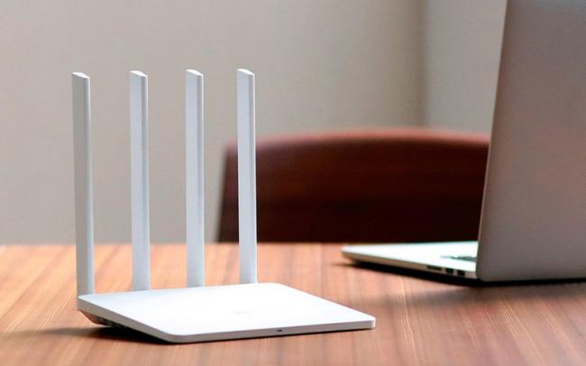 xiaomi_mi_wifi_3c_white.jpg