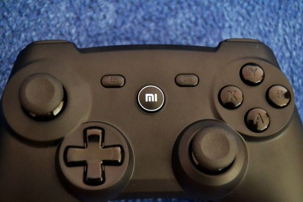 geympad-dlya-xiaomi-mi-box-3__600x399.jpg