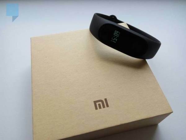 obzor-xiaomi-mi-band-2-review-12.jpg