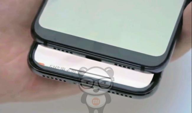apple-iphone-x-xiaomi-mi-8-comparison-2-1.jpg