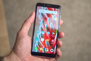 smartfon-syaomi-3-300x200.jpg